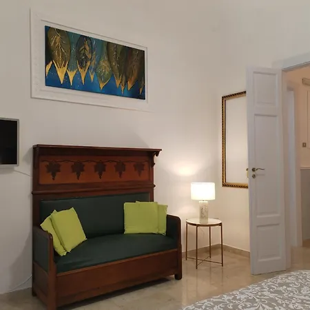 Liberty House Апартаменты *