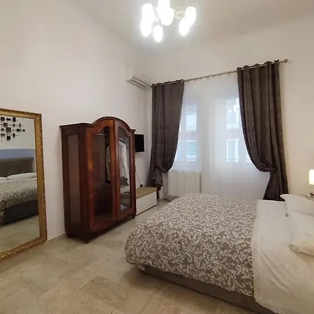 Liberty House Μπάρι